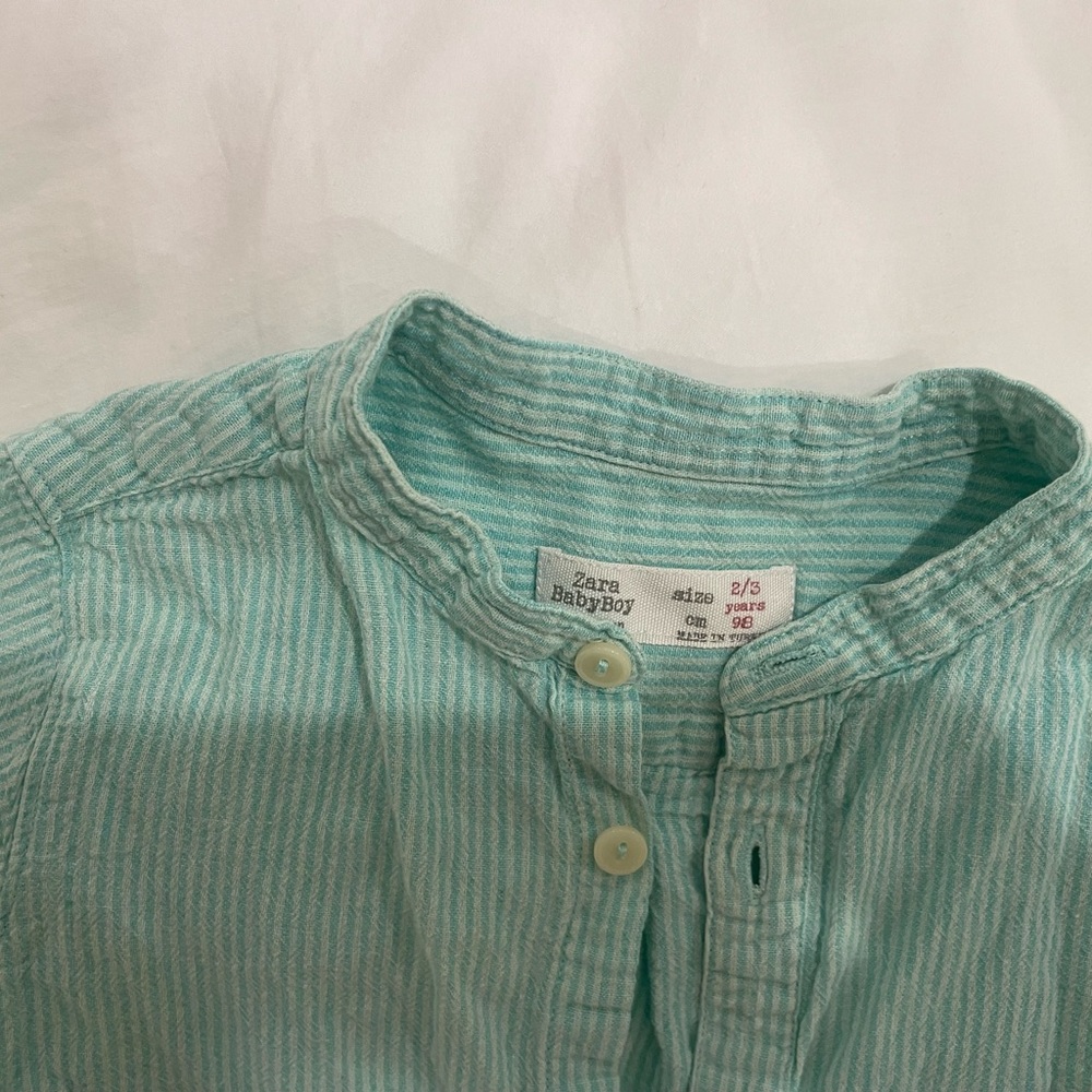 Zara boys 2-3T button down, green stripes - Picture 2 of 2